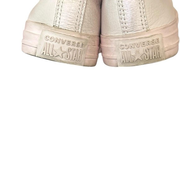 Converse blush pink Low-Top Sneakers with Minimalist Design - Picture 5 of 9